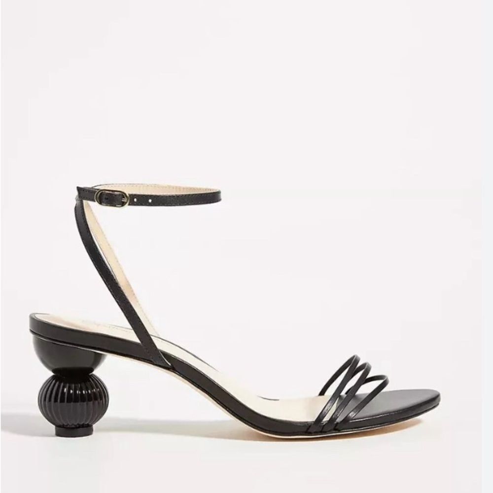 GUILHERMINA black leather round double tier heels, ankle straps 8 US 39 EU